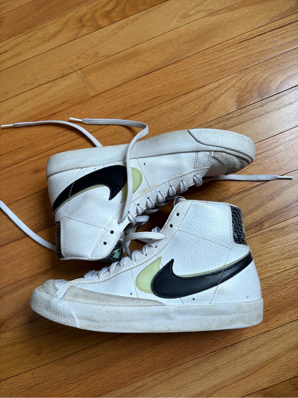 Nike Blazer Mid 77 GS White Black Lime Glow Double Swoosh Shoes